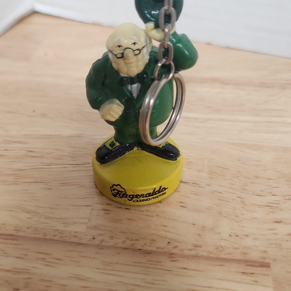 Green and Yellow Keychain Figurine CASINO Fitzferalds